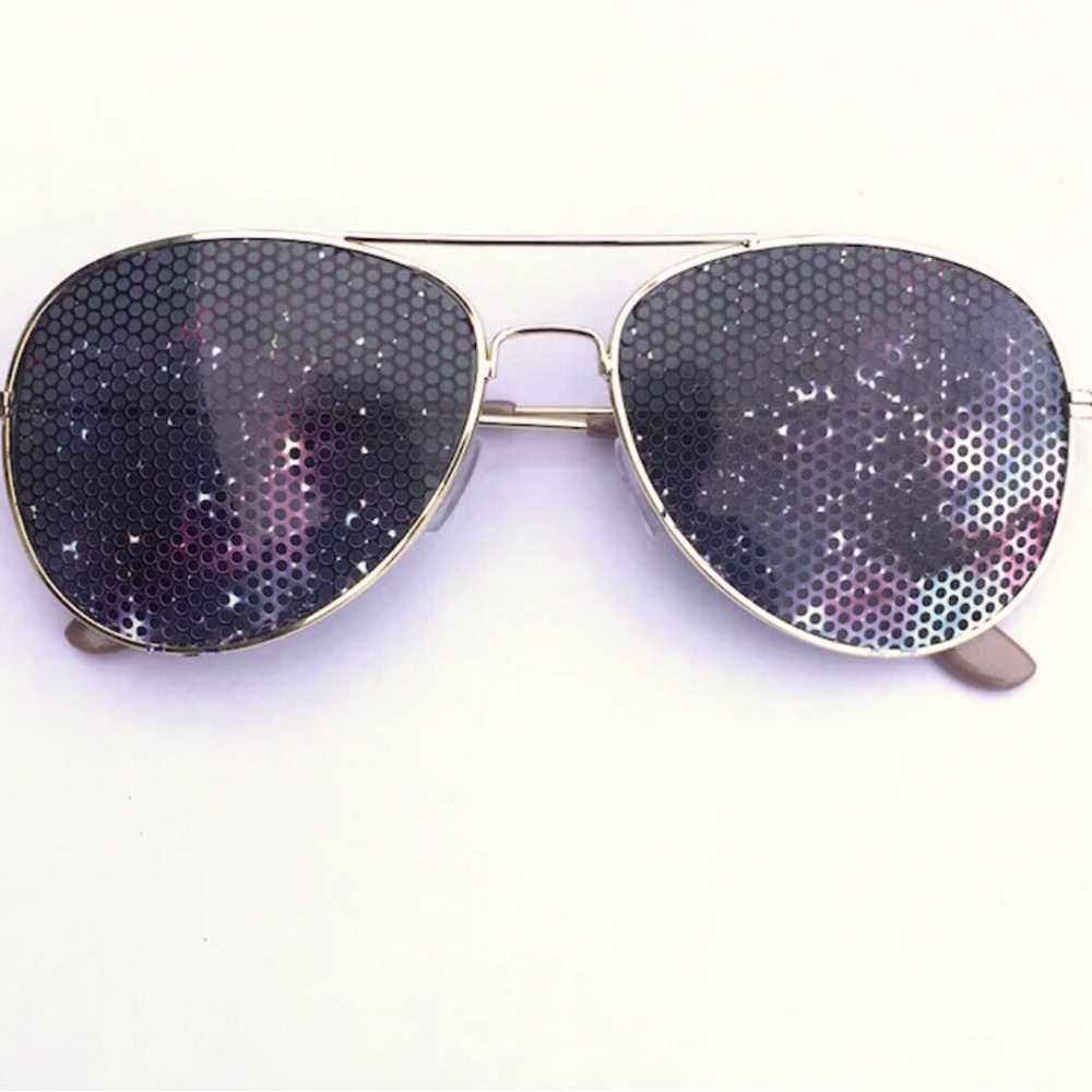 Cosmic Space Galaxy II Graphic Nebula Polarized Aviator Sunglasses for Men/Women